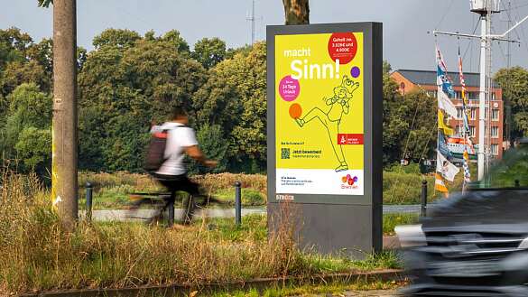 KiTa Bremen Kampagnen-Motiv als Citylight Plakat am Bremer Osterdeich