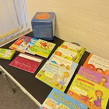Materialbuffet im Kinder- und Familienzentrum Ebenroder Straße