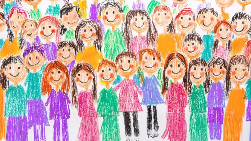 Mit Wachsmalstiften gezeichnete Kinder