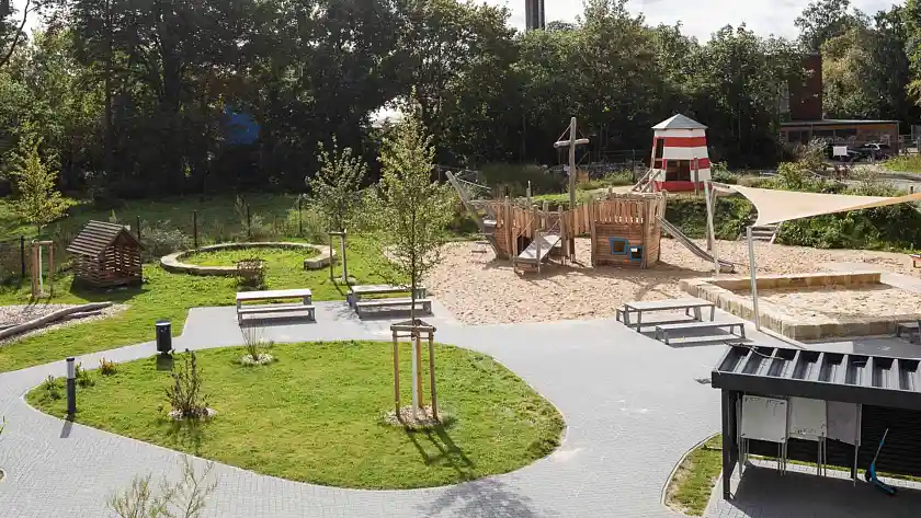 Außengelände des Kinder- und Familienzentrums Fährer Flur