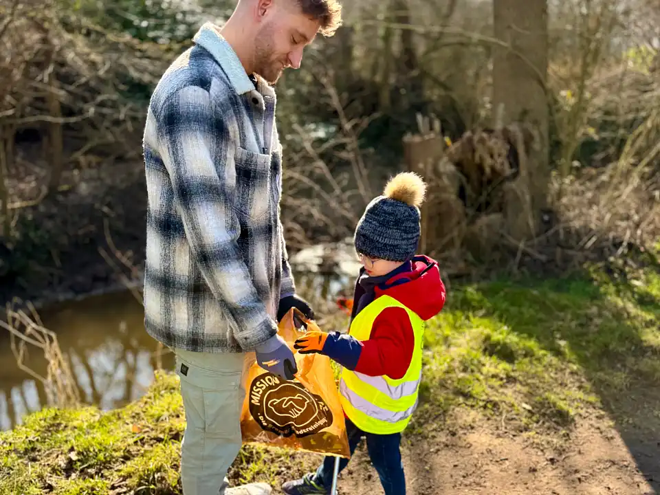 Aufr&auml;umtag im Kinder- und Familienzentrum Sch&ouml;nebeck (3)