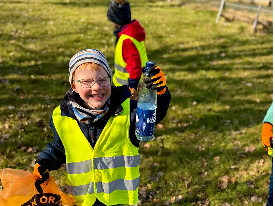 Aufr&auml;umtag im Kinder- und Familienzentrum Sch&ouml;nebeck (4)