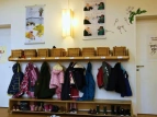  Kinder- und Familienzentrum Godehardstraße Garderobe im Flur