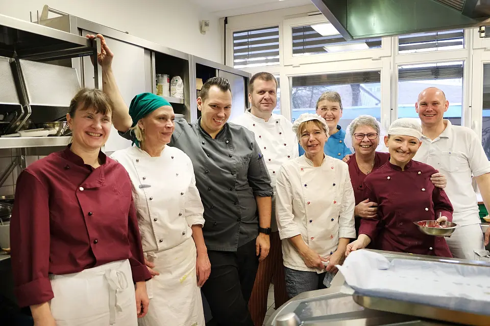 Gruppenbild aller beteiligten K&ouml;ch*innen 