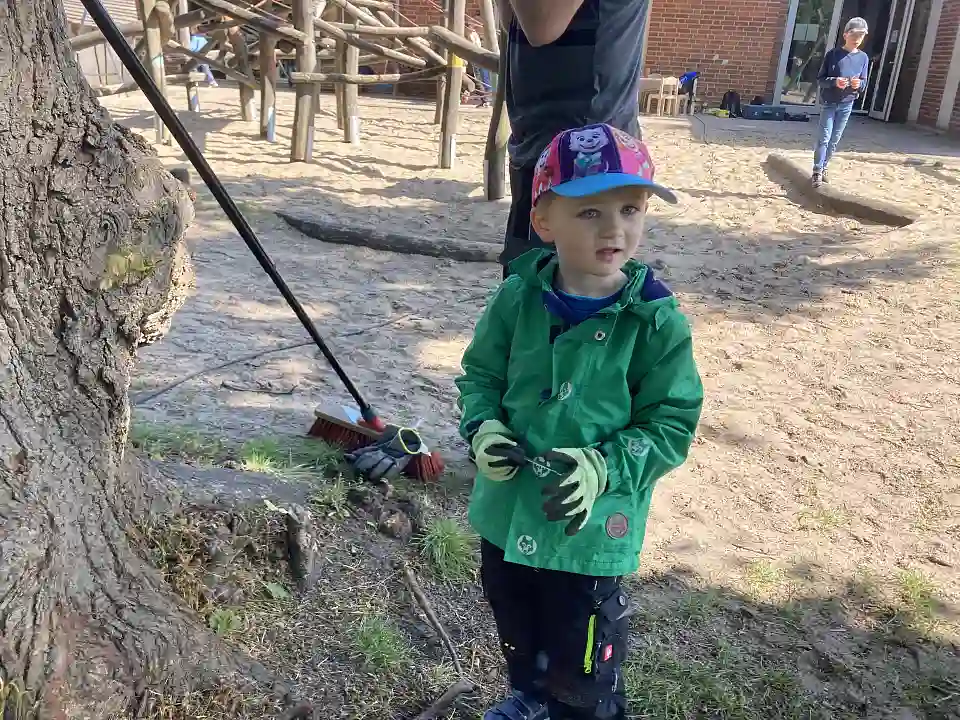 Gartentag im Kinder- und Familienzentrum Ulrichs Helgen 2025 (2)