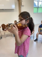 PhilMobil | Kind an der Geige