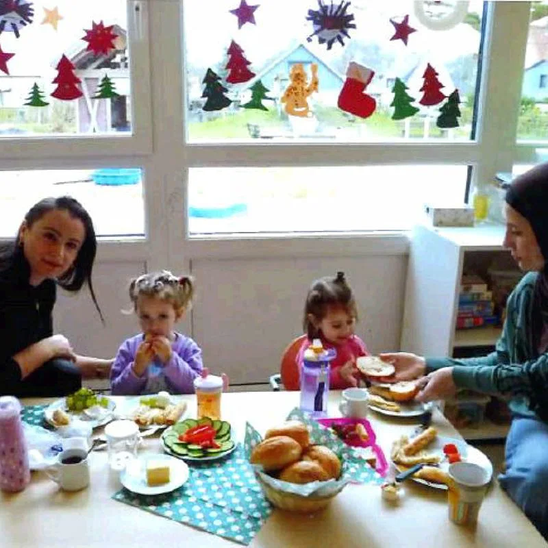 Elternweihnachtsfr&uuml;hst&uuml;ck im Kinder- und Familienzentrum Reepschl&auml;gerstra&szlig;e