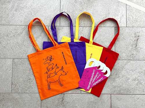 Tag der Kinderbetreuung 2026 | Bunte Taschen