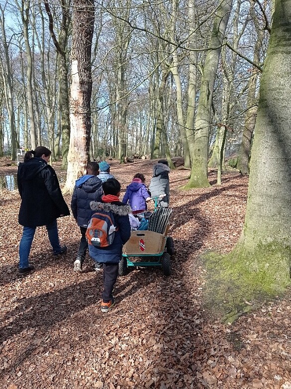 Waldtag der Umweltwerkstatt | Spielhaus/Treff Pfälzer Weg