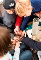 Kinder forschen zum Thema Zeit 